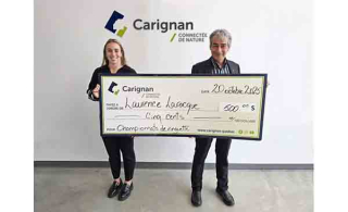 Laurence Larocque et le maire de la Ville de Carignan, Patrick Marquès. (Photo: courtoisie, Ville de Carignan)