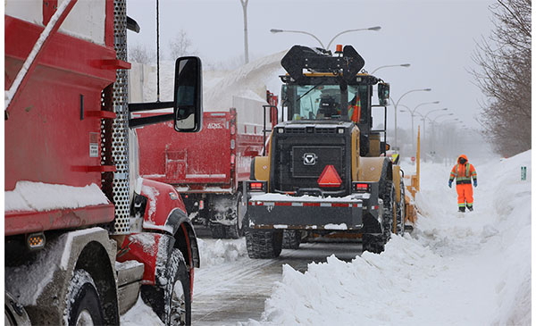 Opérations de déneigement à Chambly