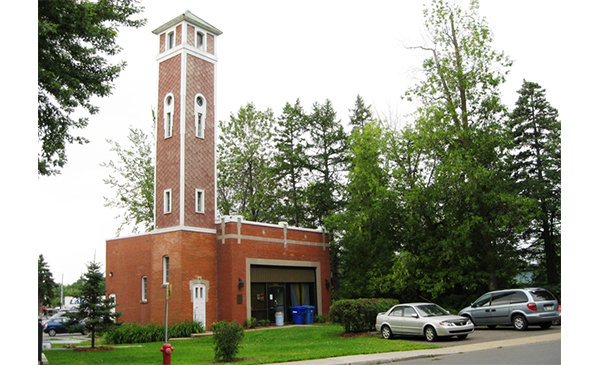 Ancienne caserne de pompiers du village du Bassin de Chambly (Photo: courtoisie, Ville de Chambly)