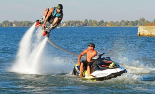 Des vacances de la construction profitables pour les locateurs d&#039;équipement nautique cette année